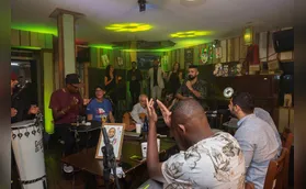 Live beneficente dos Curingas do Samba