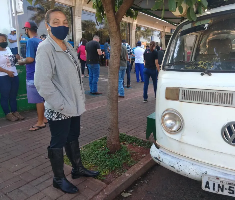 Aparecida Borges: "Por mim tem que esquentar mais, eu amo calor"