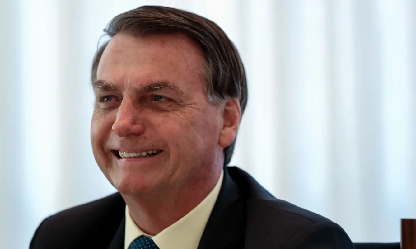Imagem ilustrativa da imagem Bolsonaro sanciona com veto prorrogação de receitas médicas durante a pandemia