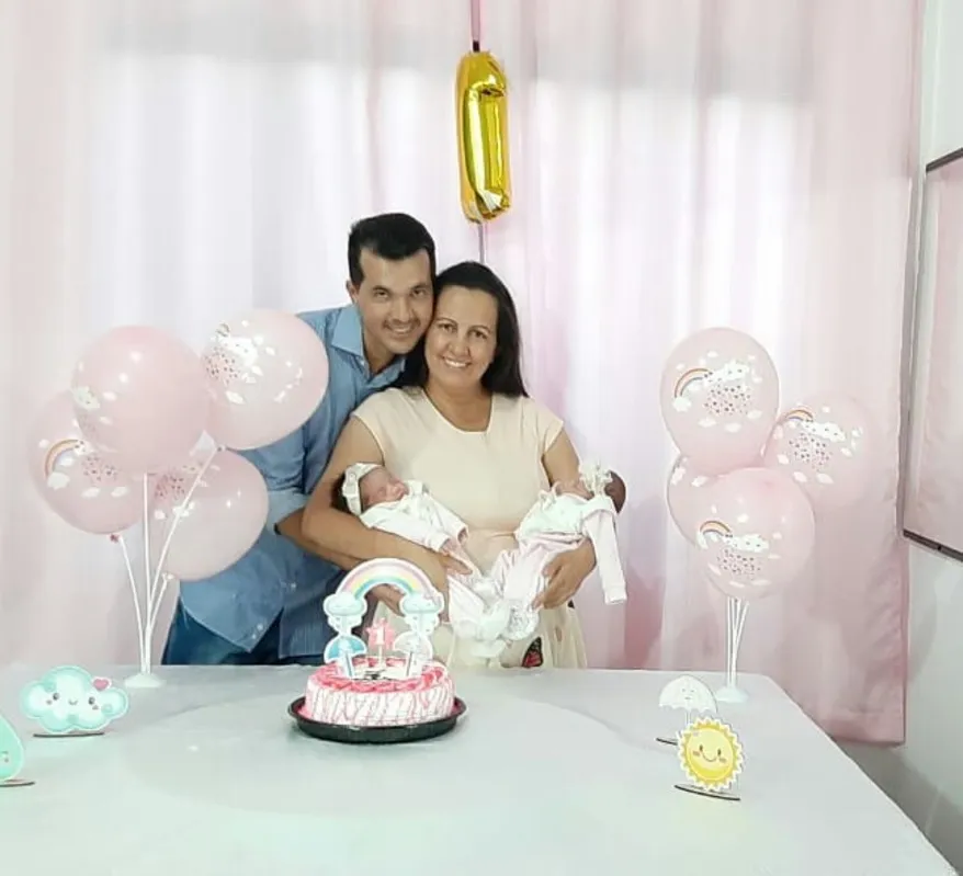 Isaac e  Geisislaine Aleixo da Silva Balestrim:  “Em todos esses anos a gente se manteve firme"