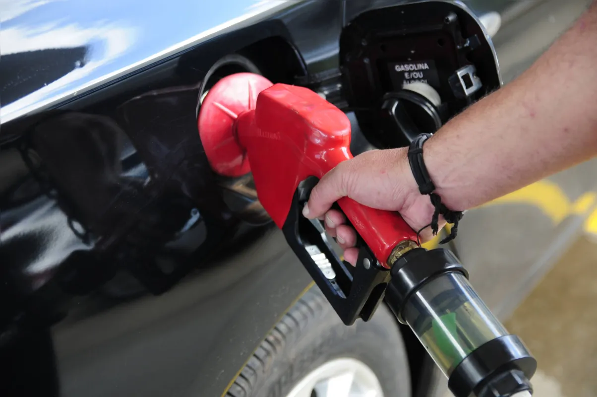Imagem ilustrativa da imagem Com nova especificação, gasolina poderá ficar mais cara
