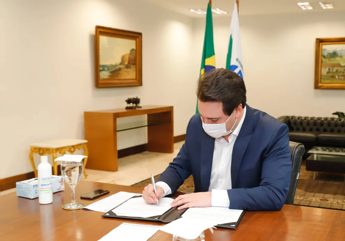 Imagem ilustrativa da imagem Covid-19: proposta do governo estadual prevê R$ 100 mi para compra de vacina