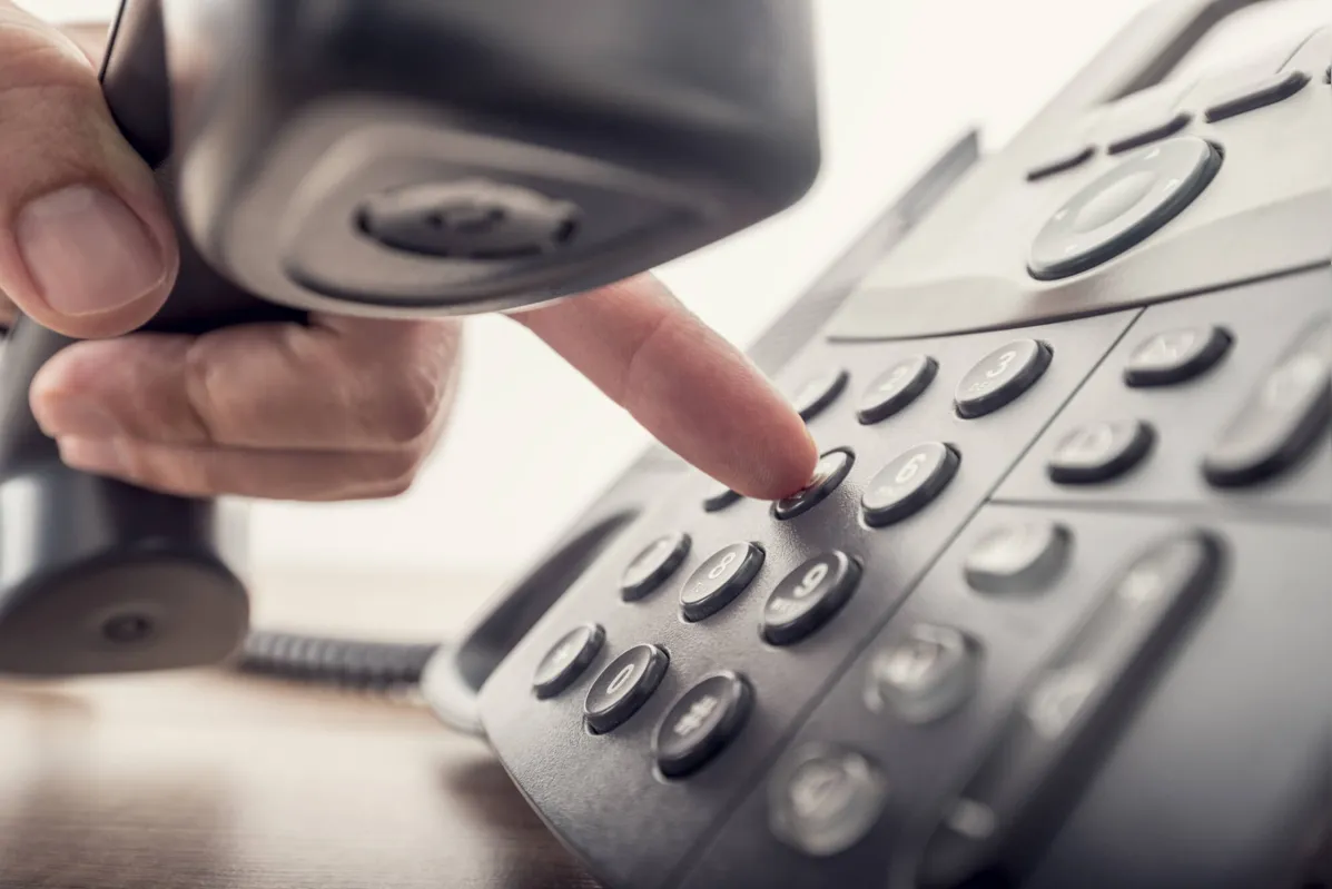 Golpista, que tem acesso aos processos, se identifica como servidor do Judiciário ou advogado e telefona para o beneficiário