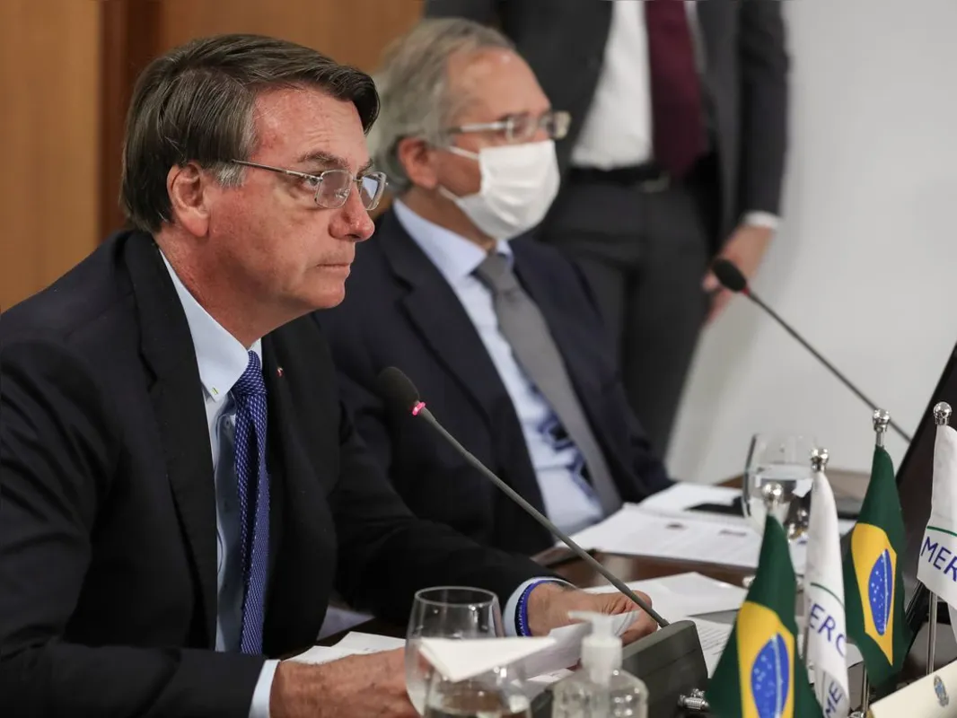 Imagem ilustrativa da imagem Governo fecha acordo do Fundeb em troca de apoio para criar o Renda Brasil