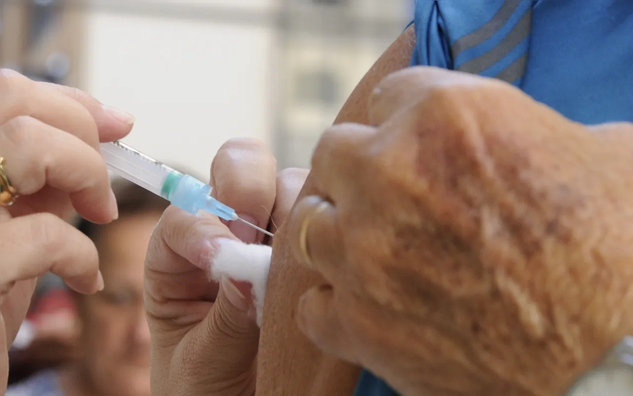Imagem ilustrativa da imagem Saúde de Londrina ainda tem 7 mil doses de vacina contra gripe