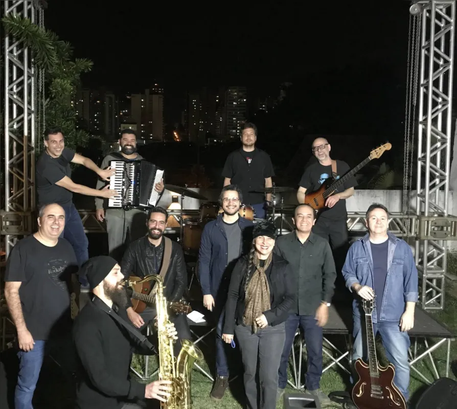 Imagem ilustrativa da imagem Show no drive-in terá live na FOLHA