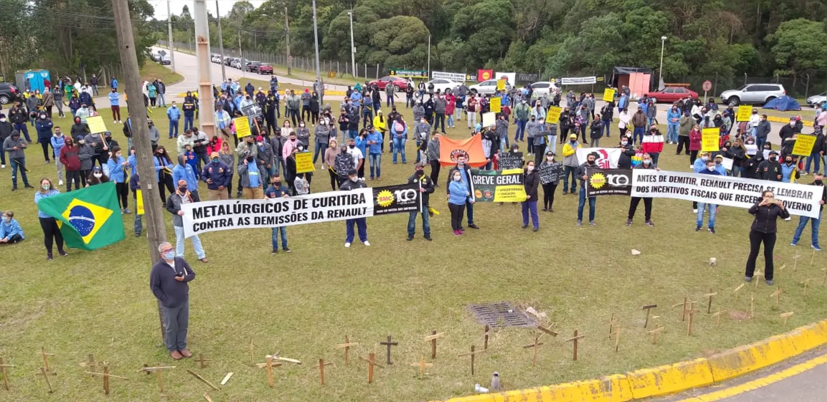 Imagem ilustrativa da imagem Trabalhadores da Renault fazem protesto contra 747 demissões
