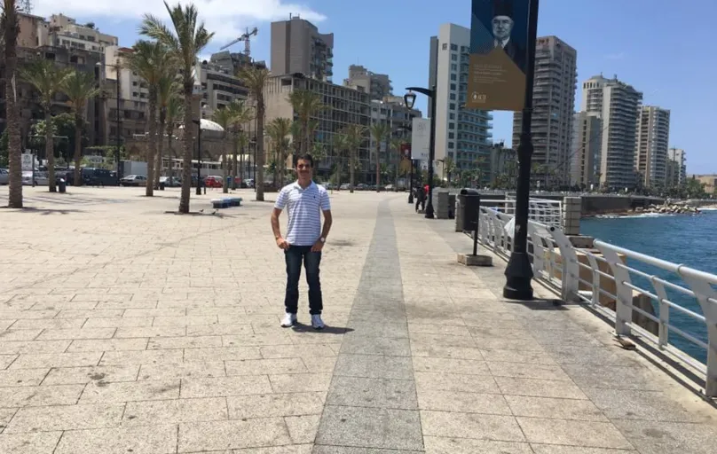 Nasser Zebian Nasser, na região do porto de Beirute, local da explosão, em agosto de 2019
