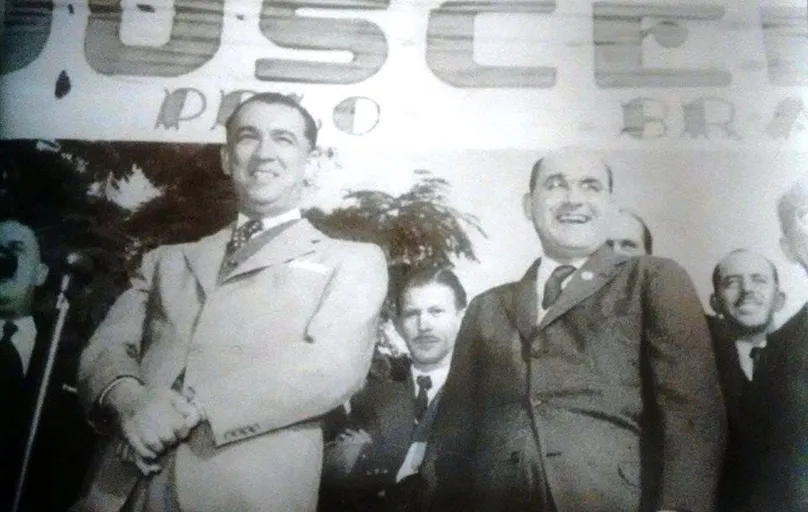  José Colombino Grassano (centro) ao lado de Juscelino Kubitschek (esq) e Moyses Lupion (dir), em campanha eleitoral de 1955, em Arapongas