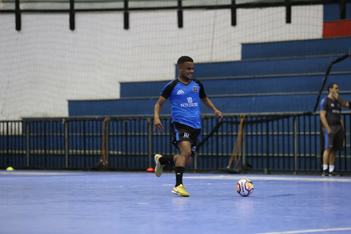Ala Denner é um dos remanescentes do elenco do Pato Futsal para a temporada 2020
