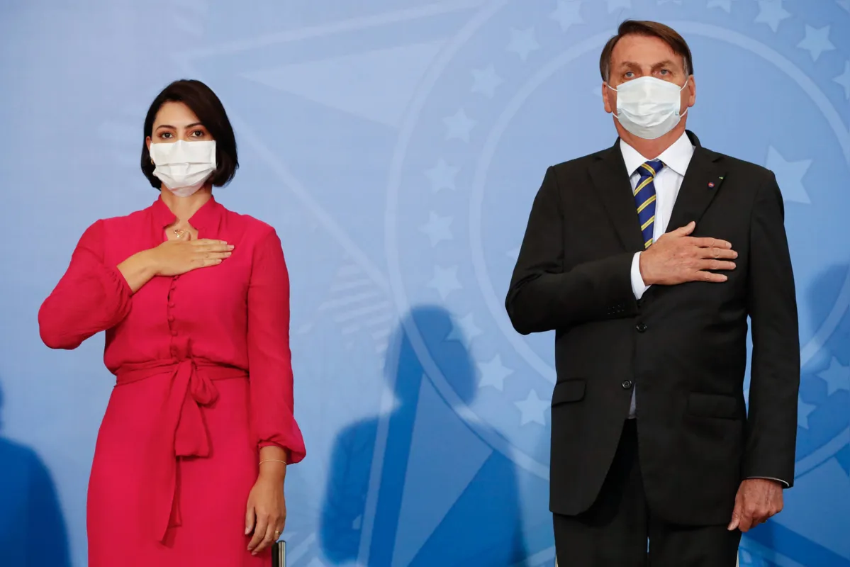Imagem ilustrativa da imagem Avó da primeira-dama Michelle Bolsonaro morre por Covid no Distrito Federal