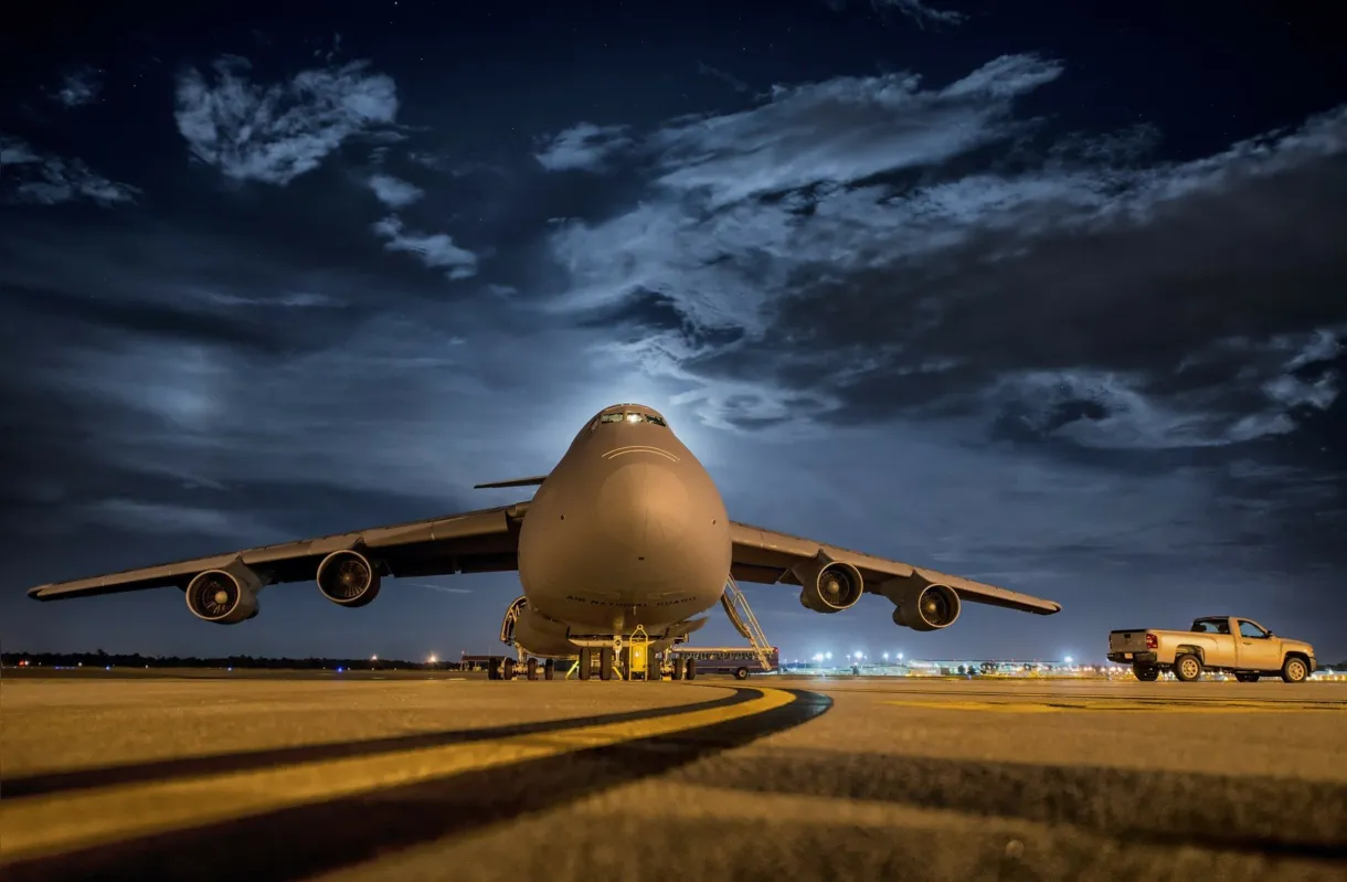 Imagem ilustrativa da imagem Brasil libera entrada de estrangeiros por via aérea em todo o país