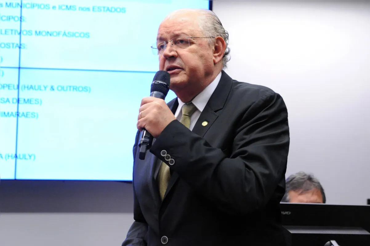 Imagem ilustrativa da imagem Debate sobre reforma tributária reúne autores da PEC 45 e da PEC 110