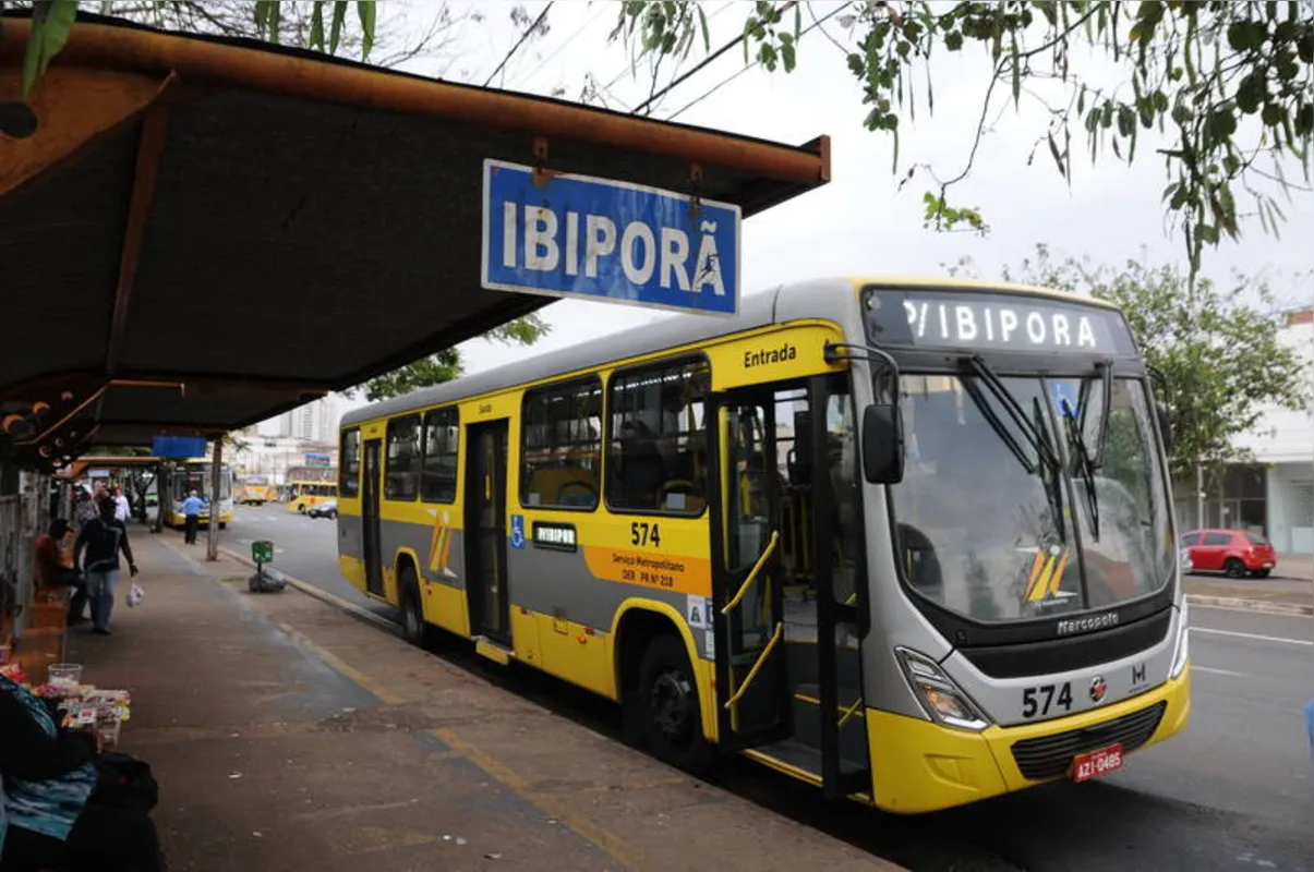 Imagem ilustrativa da imagem Deputados discutem subsídio para o transporte metropolitano no interior