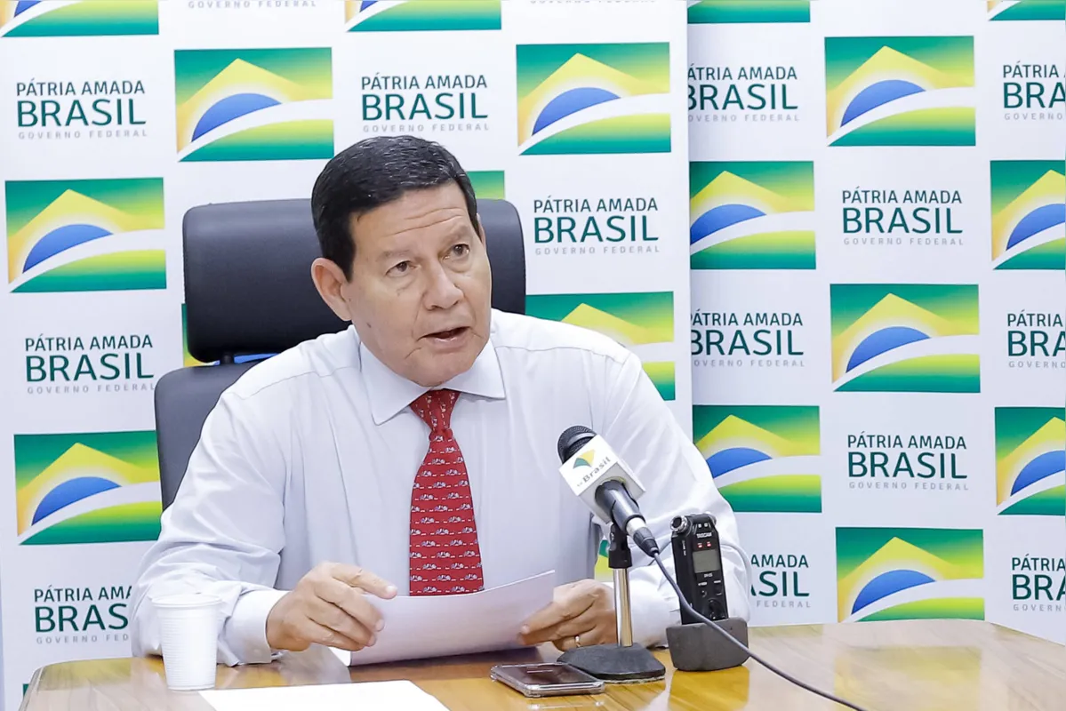 Imagem ilustrativa da imagem Mourão defende que quem tem condições pague por ensino em universidade pública