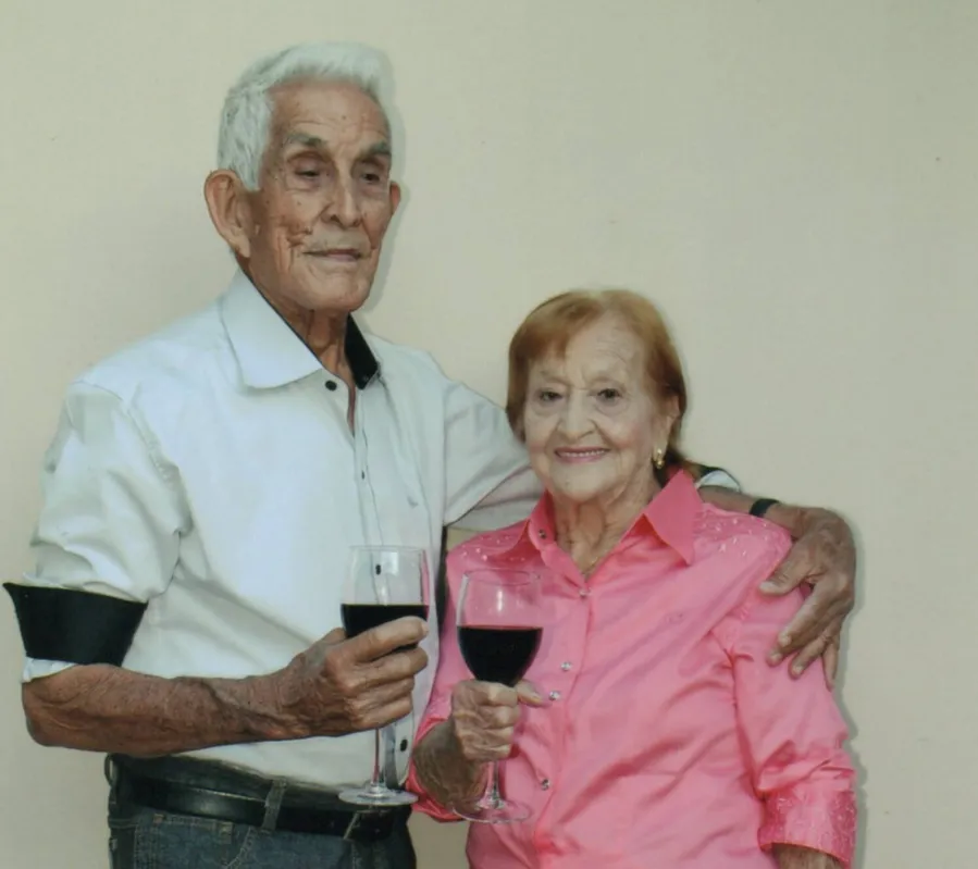 Francista Maria de Carvalho da Silva e Miguel Felipe da Silva:  casal tem oito filhos, 23 netos, 28 bisnetos e três trinetos