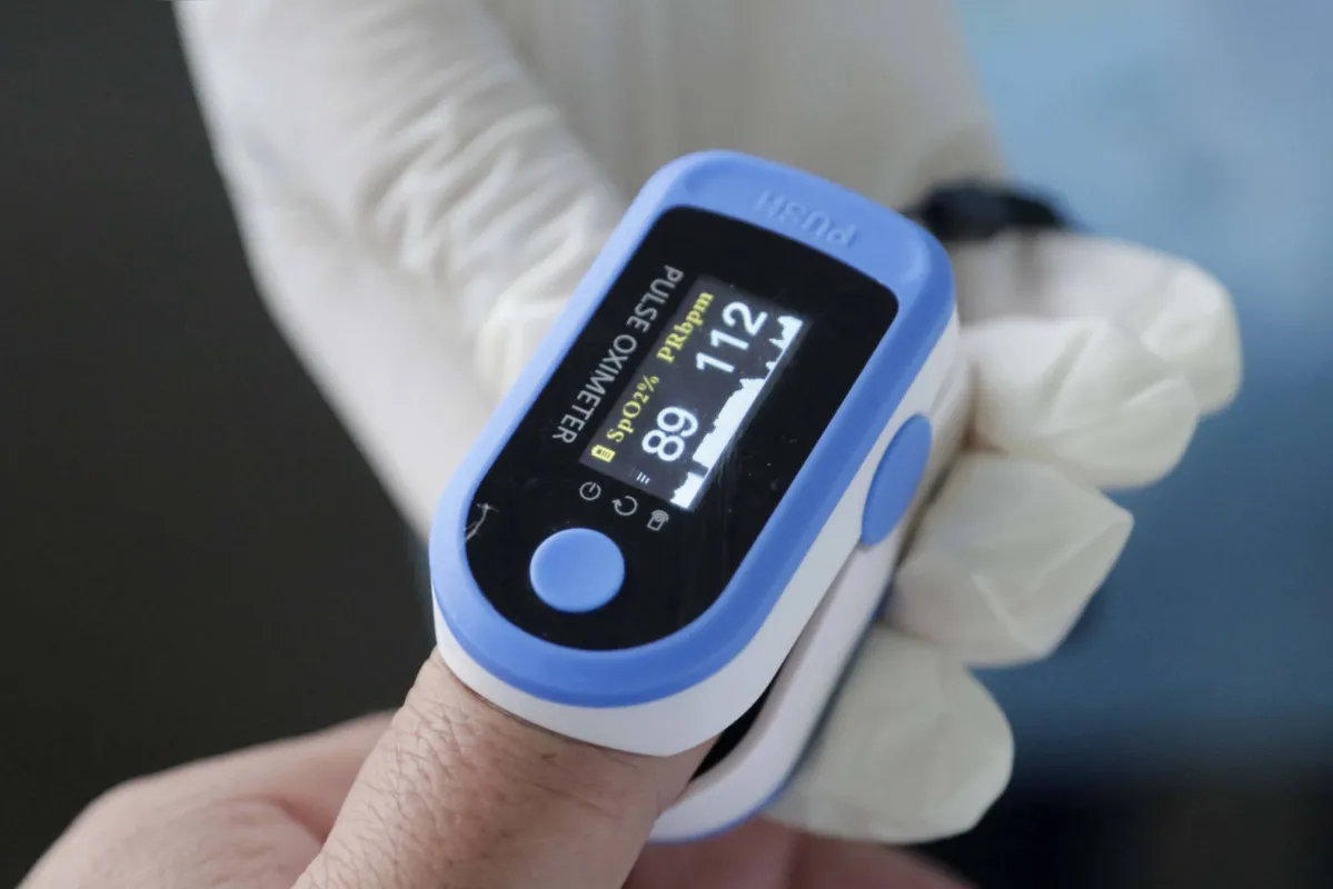 Entidades querem divulgar o uso frequente da oximetria, principalmente entre os idosos 