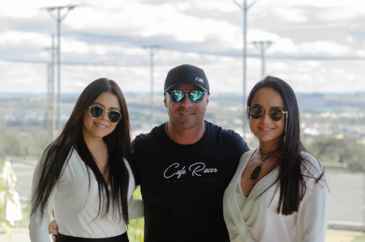 Lawara Rodrigues, Cleon Carvalho e Lari Linares