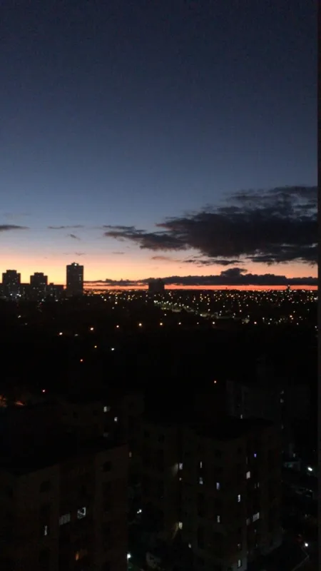 Imagem ilustrativa da imagem Pôr do sol
