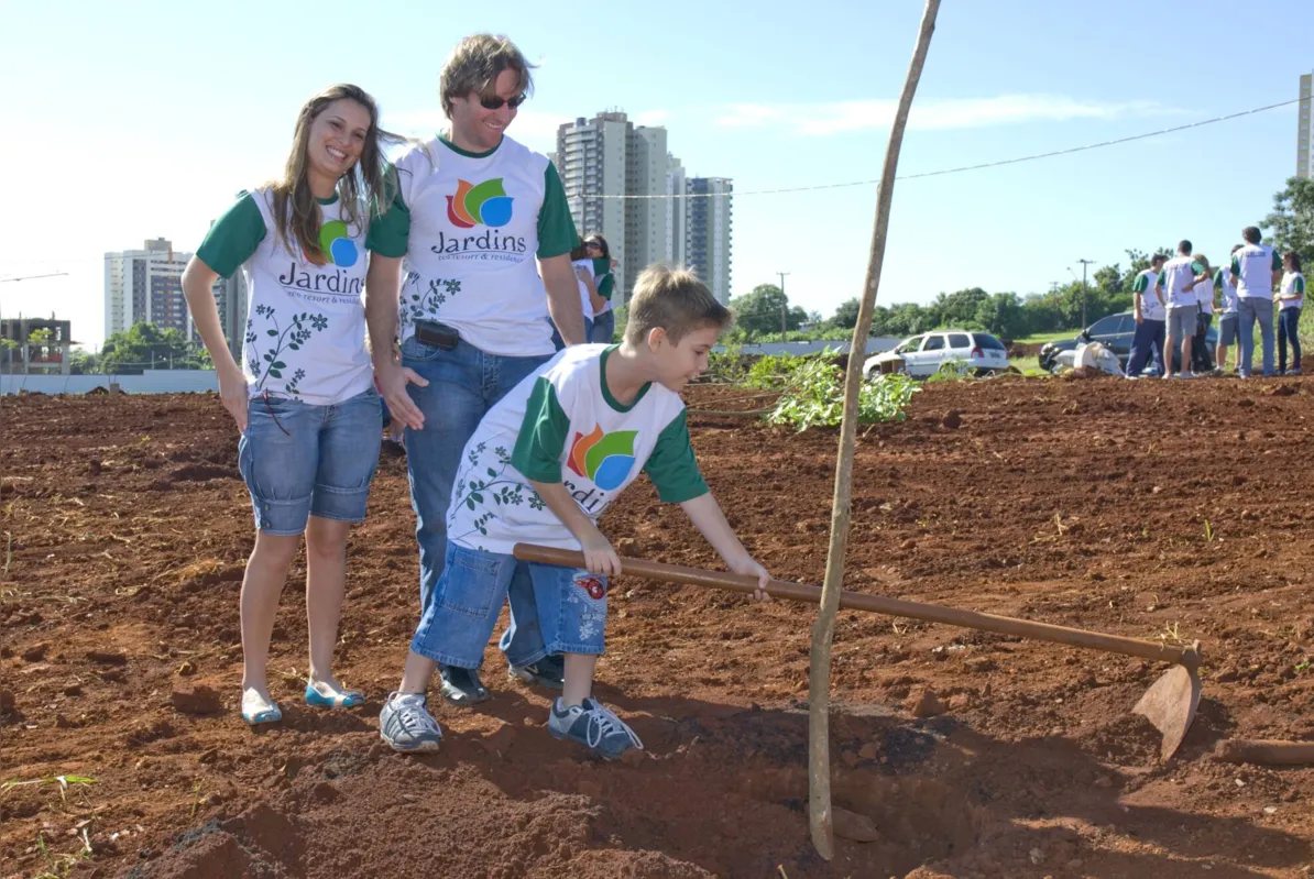 Imagem ilustrativa da imagem Praça Pé Vermelho: dez anos de história em Londrina