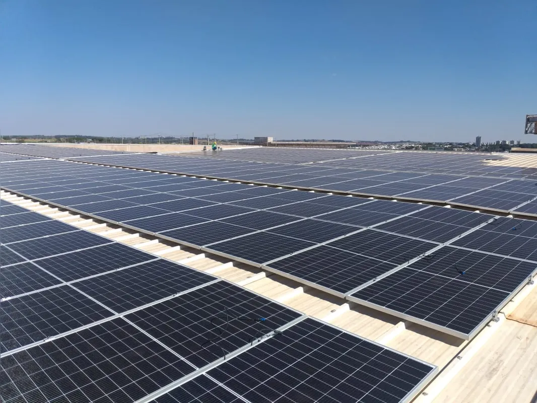 Imagem ilustrativa da imagem Primeiro shopping de Umuarama terá sistema avançado de energia solar