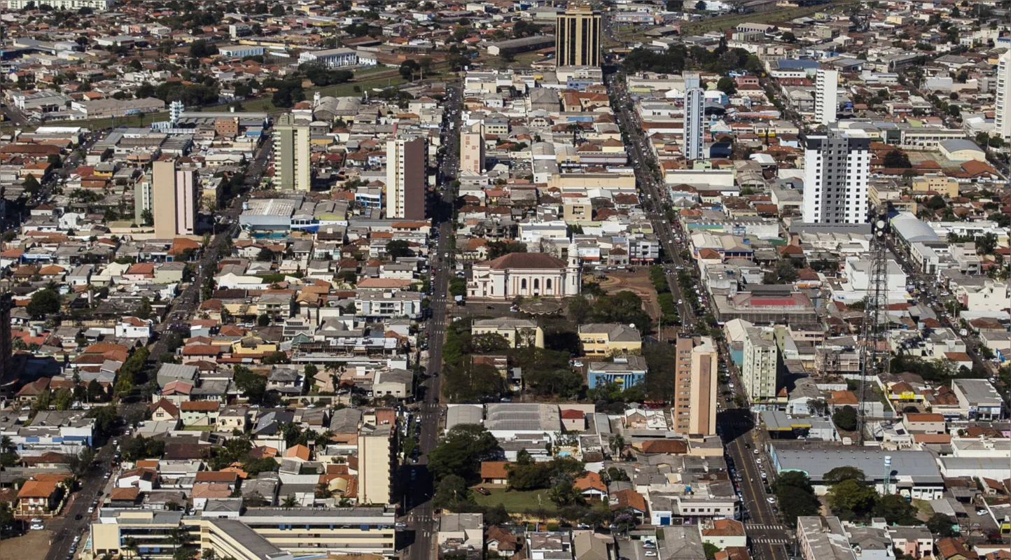 Imagem ilustrativa da imagem Promotor pede impugnação de candidatura de prefeito de Arapongas