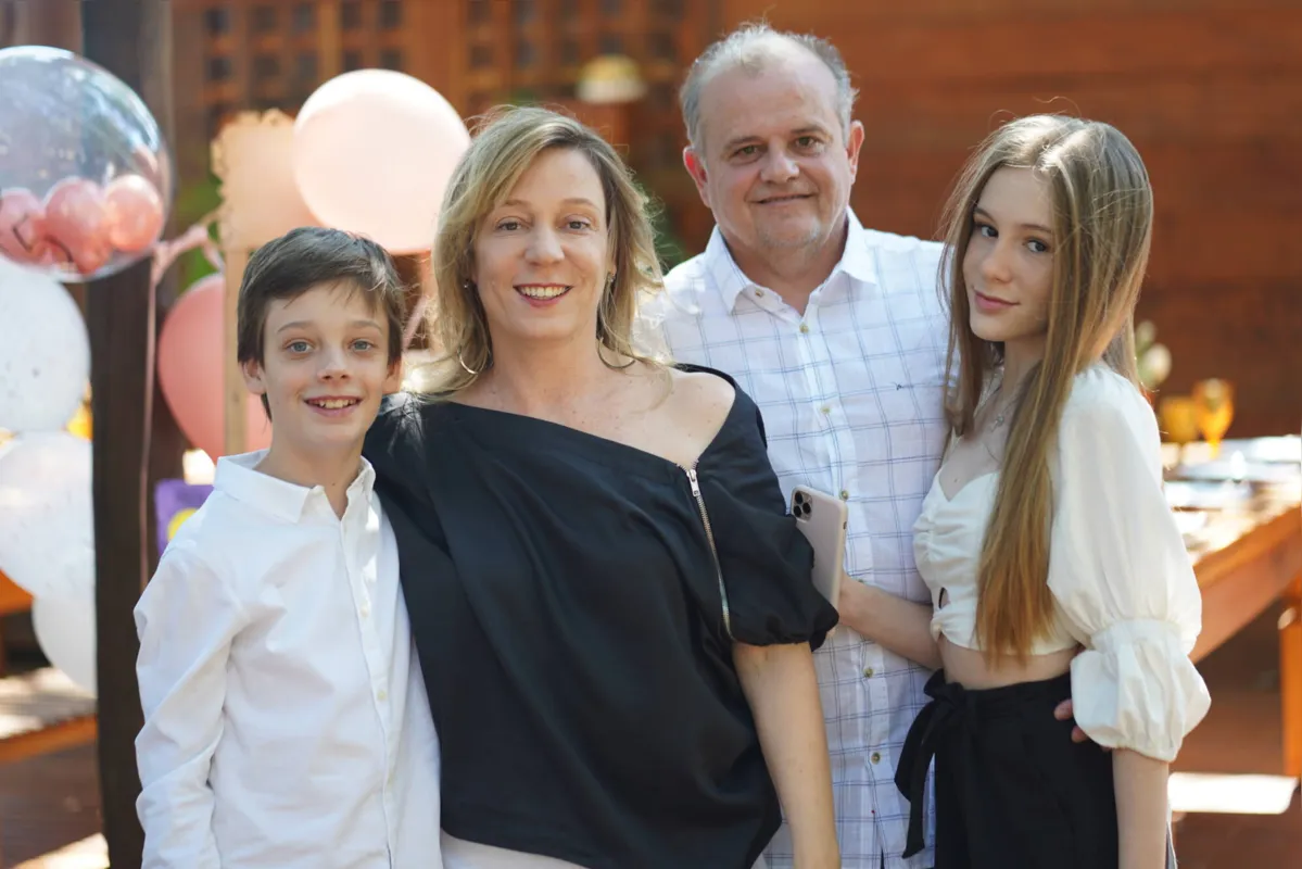 João Ricardo, Cíntia, Ricardo e Maria Eduarda Sehn Baccarin