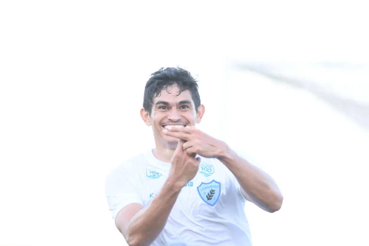 Júnior Pirambu é o artilheiro do Londrina no ano com cinco gols