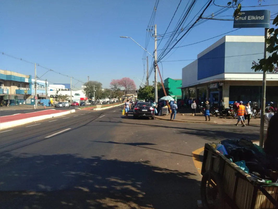 Imagem ilustrativa da imagem Zona norte de Londrina tem concentração de bairros na faixa vermelha da Covid-19