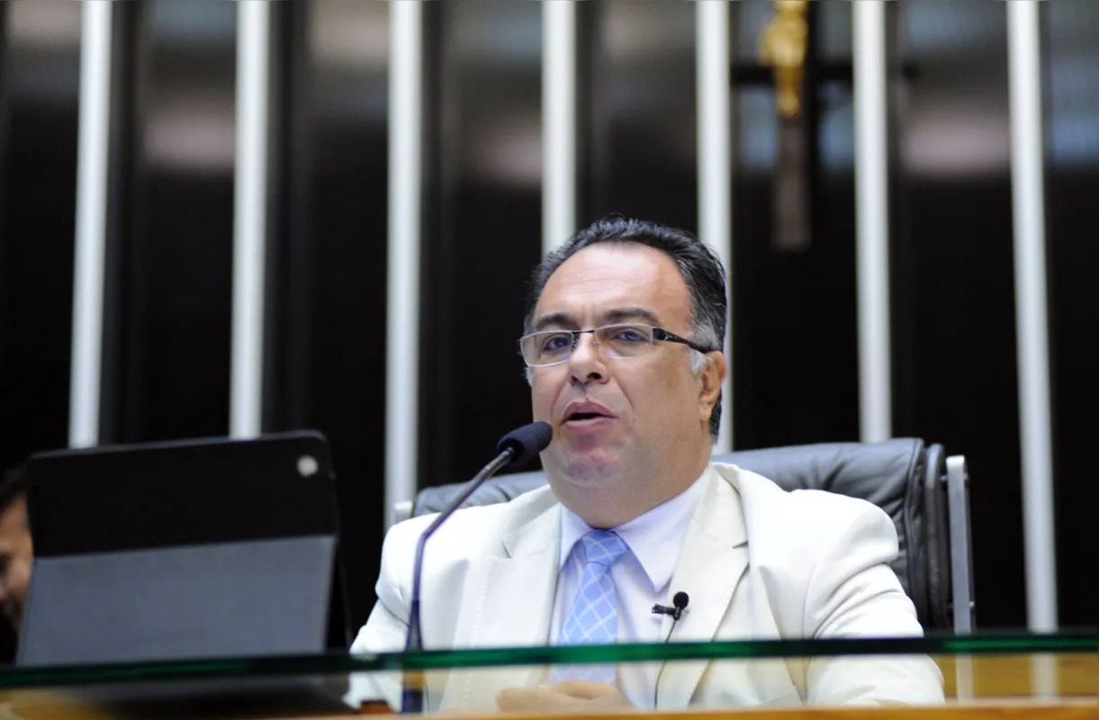 Imagem ilustrativa da imagem André Vargas tem alta após internação por Covid-19