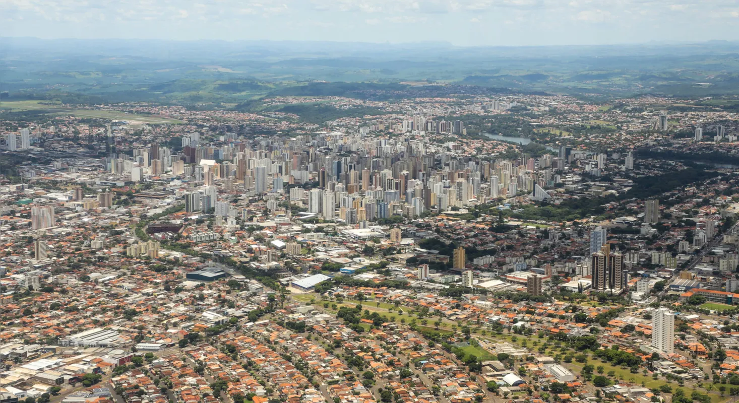Imagem ilustrativa da imagem Candidatos de Londrina comentam pesquisa pela disputa da prefeitura
