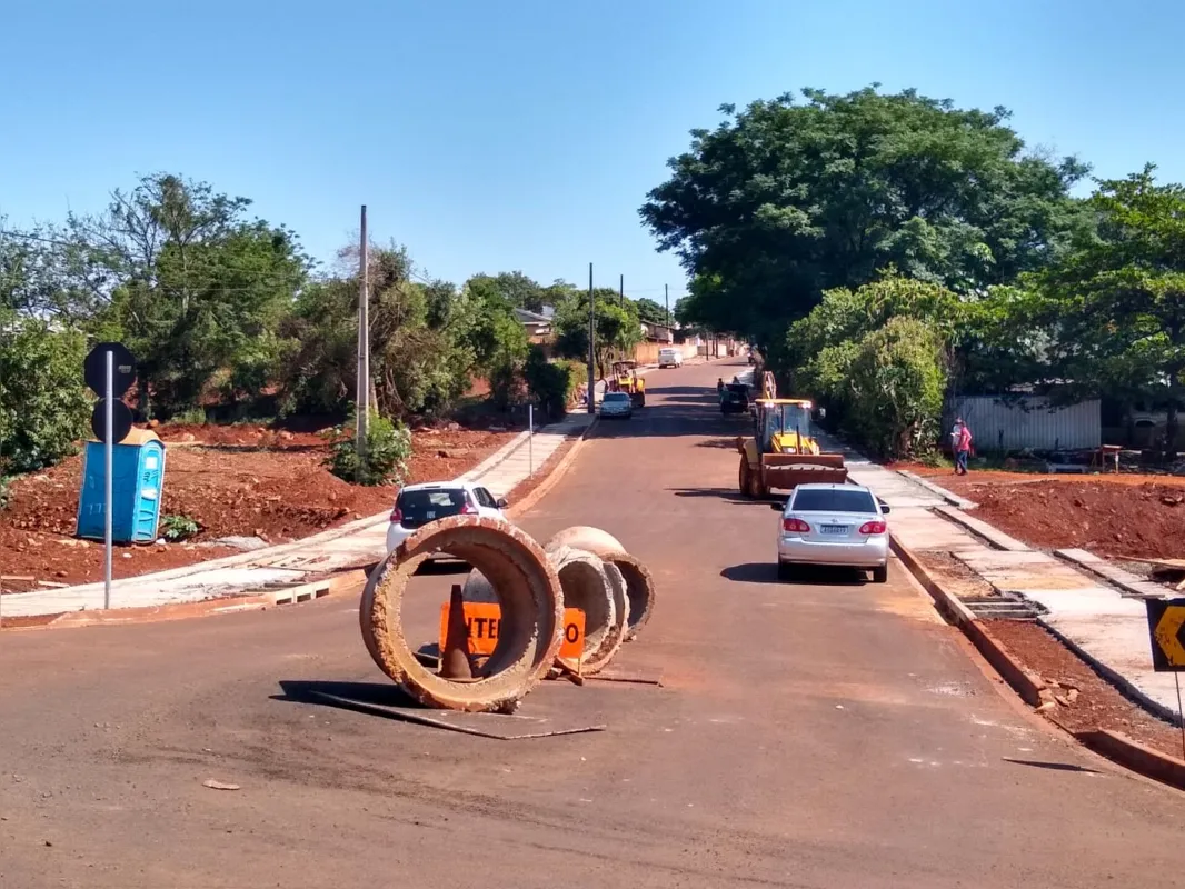 Imagem ilustrativa da imagem Com novo aditivo, empresa deve concluir obra na rua Peru até o fim de novembro