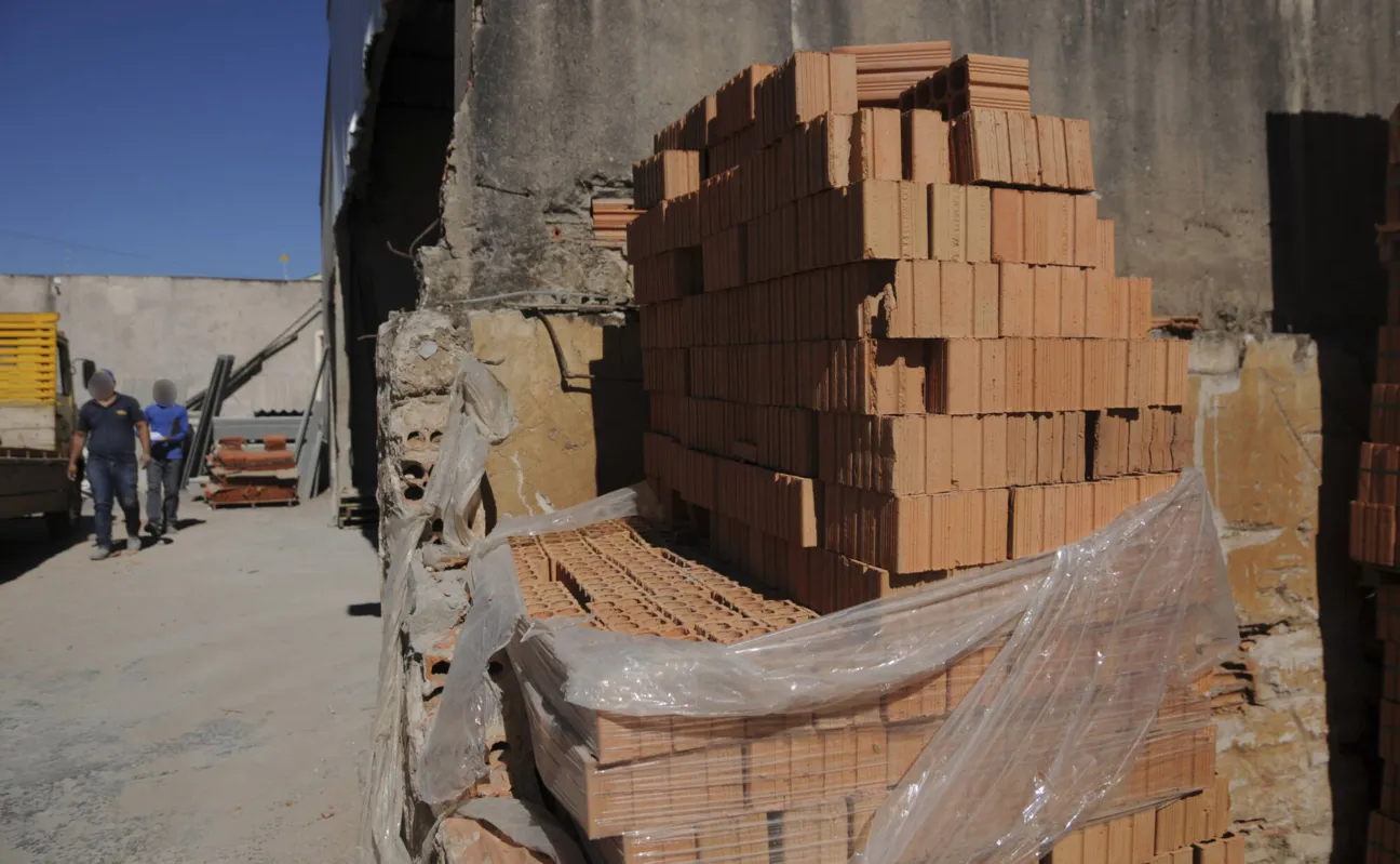 Imagem ilustrativa da imagem Construção civil sofre com escassez e alta de materiais