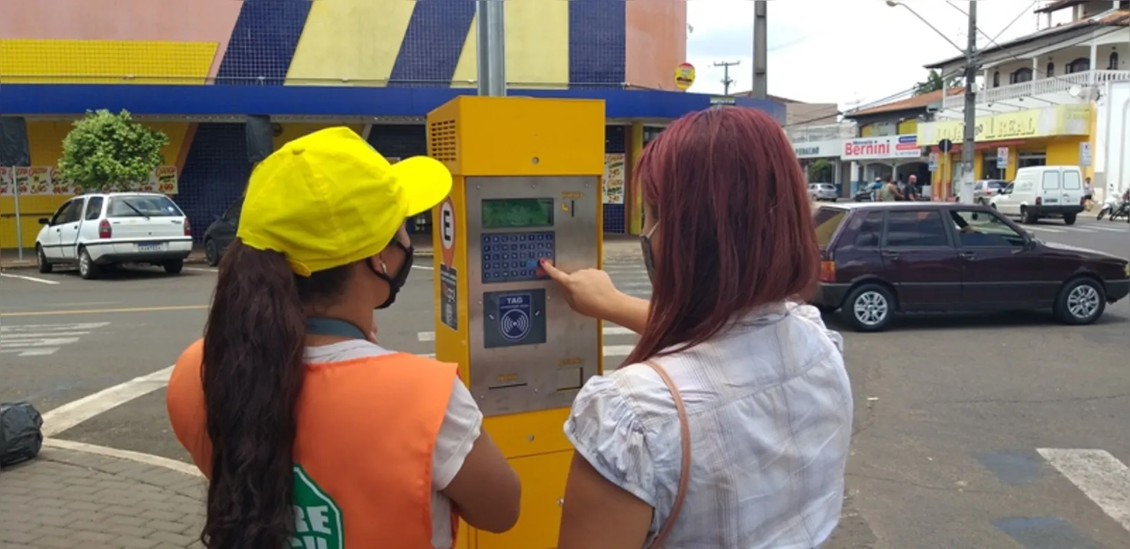 Imagem ilustrativa da imagem Decreto altera estacionamento rotativo em Ibiporã