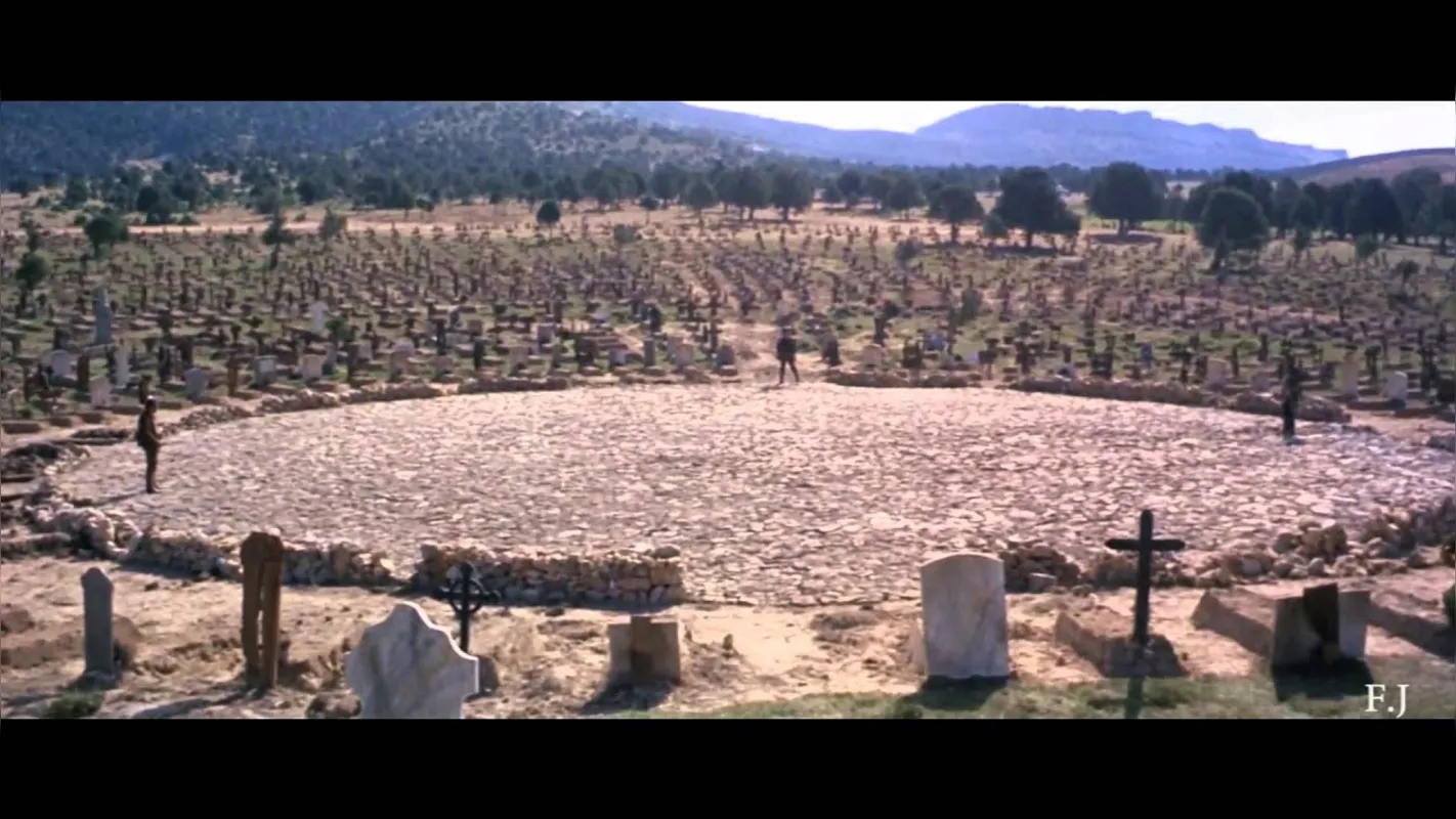 As ruínas do Cemitério de Sad Hill,  local ícone de um filme de Sergio Leone, foram desenterradas