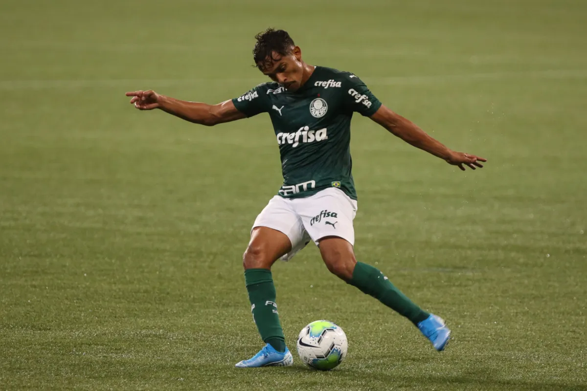 Gustavo Scarpa foi diagnosticado pela segunda vez com a Covid-19 e desfalca o Palmeiras