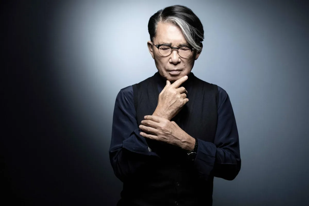 Imagem ilustrativa da imagem Estilista Kenzo Takada morre vítima da Covid-19
