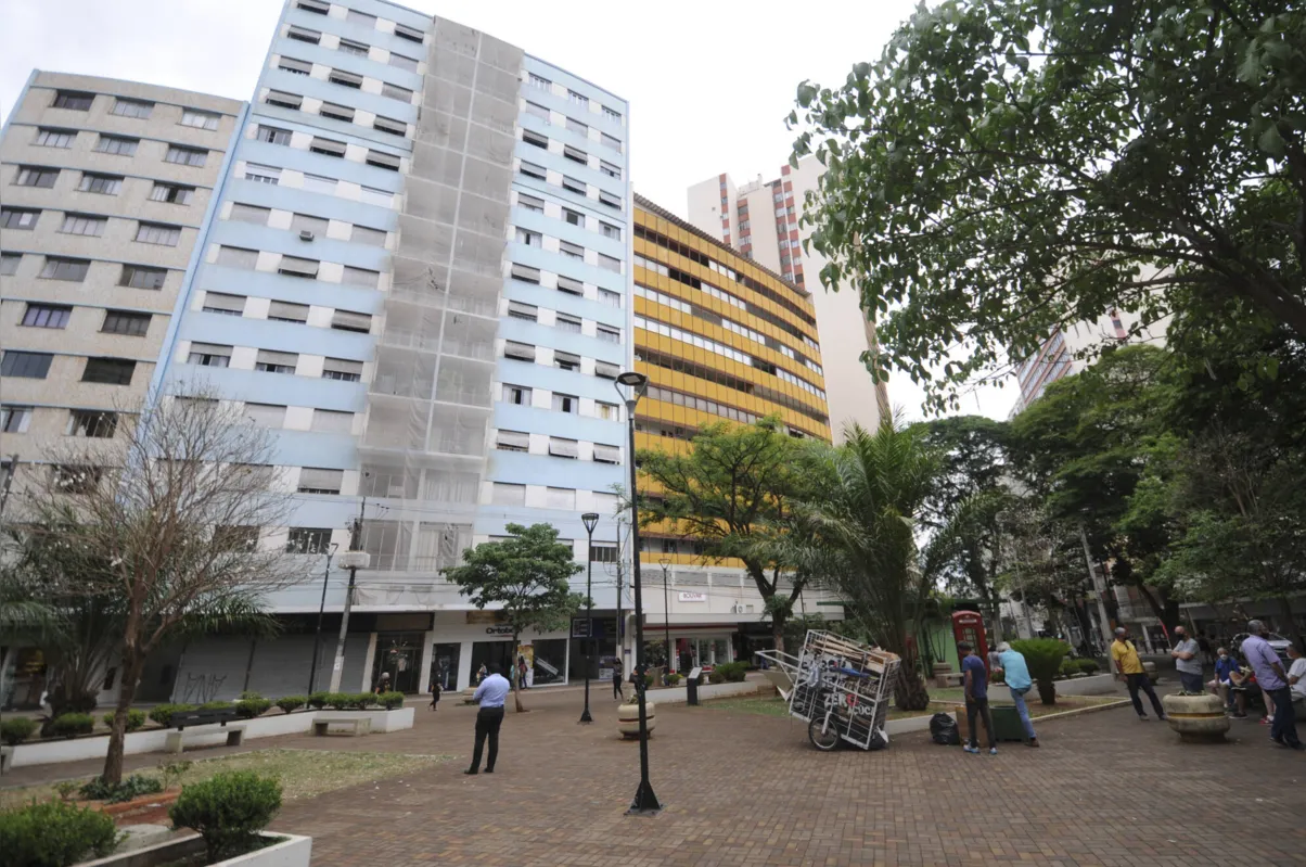 Praça que ficava em frente à casa do médico foi batizada de Gabriel Martins  