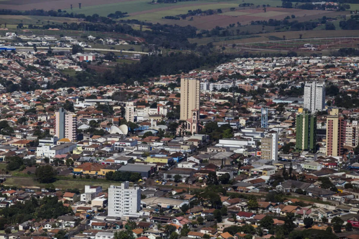 Imagem ilustrativa da imagem Justiça Eleitoral manda apreender material de campanha em Cambé