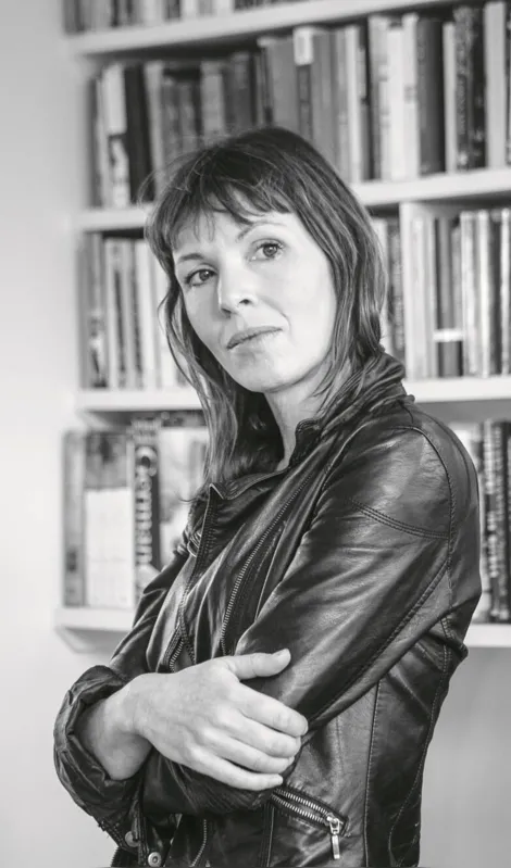 Raquel Cusk: “Já me pareceu que a vida é  aquilo que você não sabe e não se esforça para entender vai se tornar exatamente a coisa que você será forçado a conhecer”