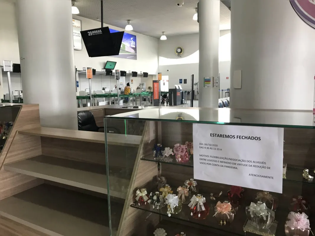 Imagem ilustrativa da imagem Lojistas do aeroporto protestam por redução no valor do aluguel