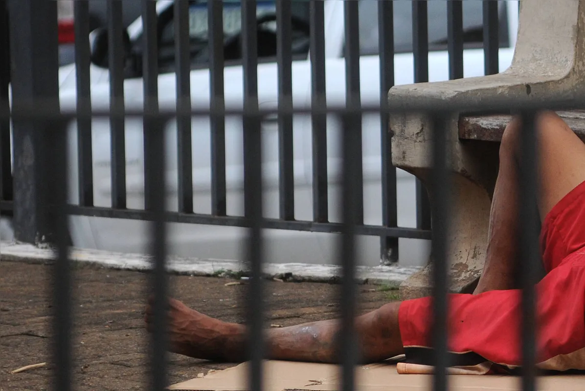 Imagem ilustrativa da imagem Maioria dos moradores de rua de Londrina ocupa imóveis particulares abandonados