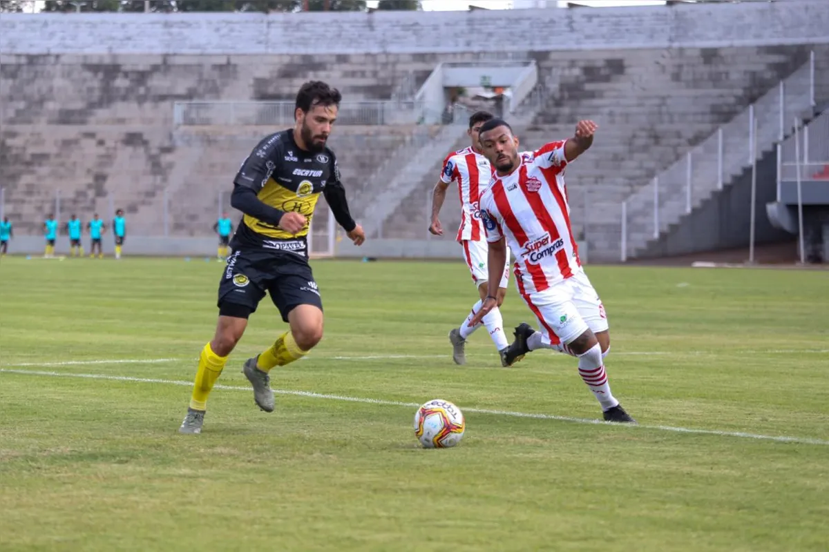 O Cascavel venceu o Bangu por 3 a 0 e busca a classificação na série D na última rodada