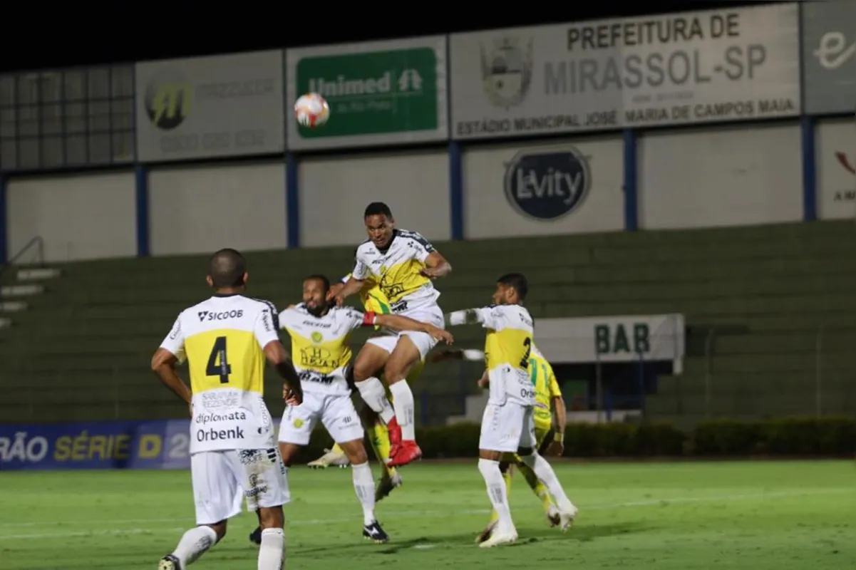 Depois da goleada em Mirassol, FC Cascavel busca a reabilitação diante da líder Ferroviária