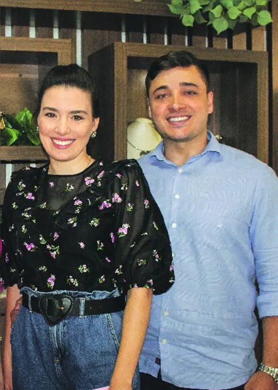 Nábila Raquel Dourado e Fillipi Dourado