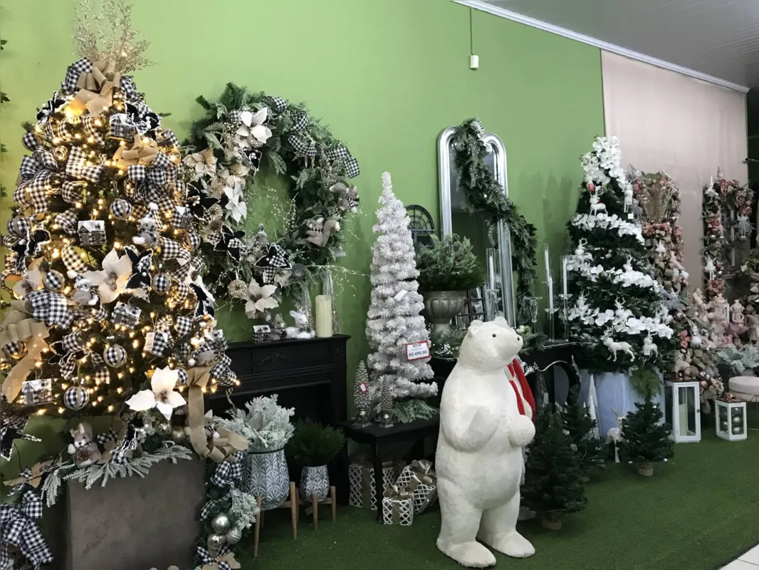 Como estratégia, loja monta espaço com produtos montados para os clientes