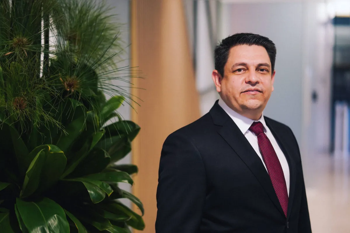 Mike Darlan Mulero, gerente da clínica multiprofissional e da clínica de oncologia