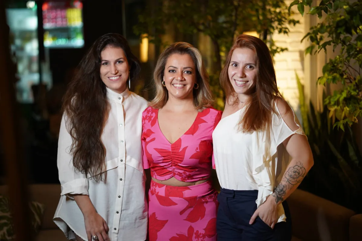 Ana Beatriz Nardeli, Carminha Talhari e Amanda Ferraz 