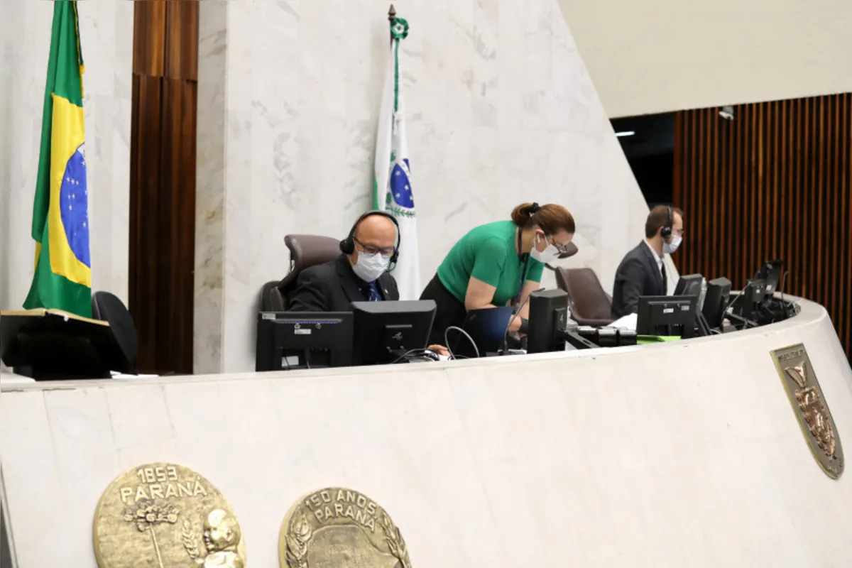 Imagem ilustrativa da imagem Assembleia Legislativa aprova reajuste ao salário mínimo regional do Paraná
