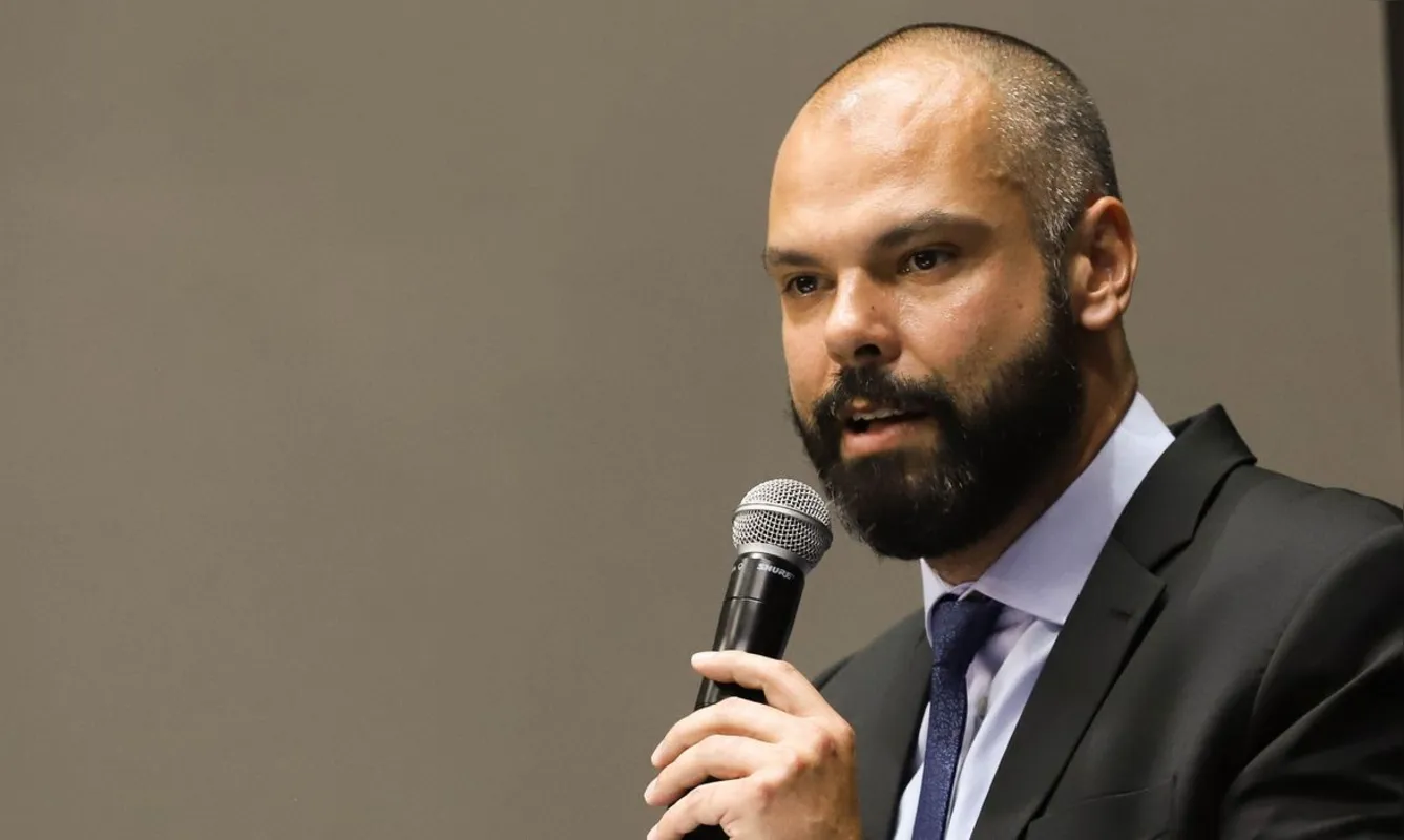 Imagem ilustrativa da imagem Bruno Covas é reeleito prefeito de São Paulo